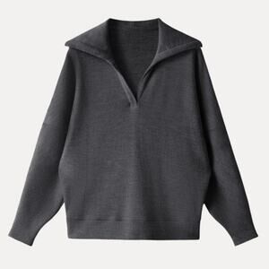 OGL Top Size M NEW Cozy Collared V-Neck Batwing Sleeve Pullover Heather Gray